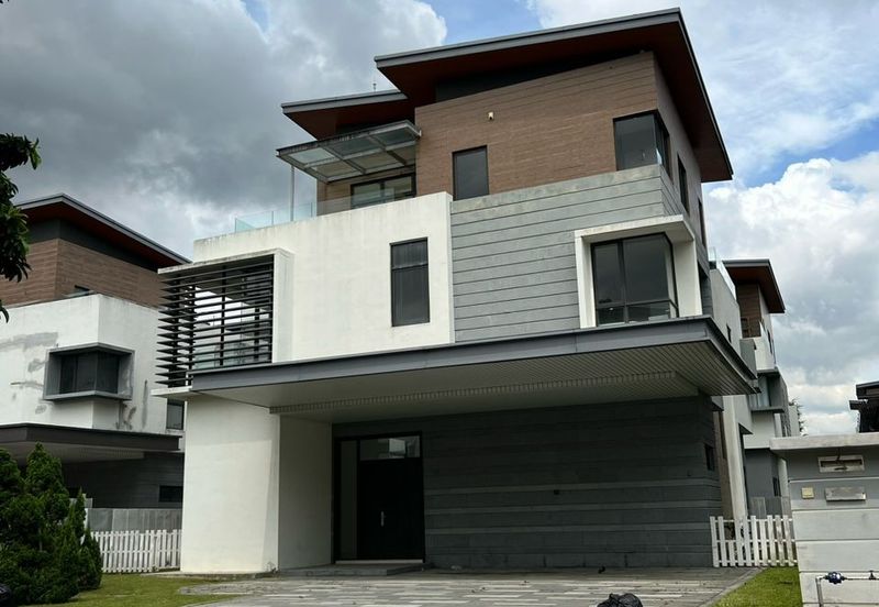 Awesome Location / Community