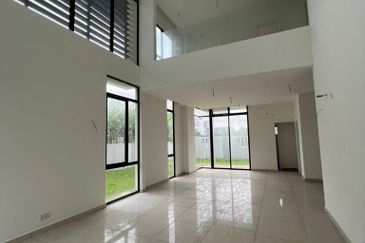 New Good Condition with Facilities