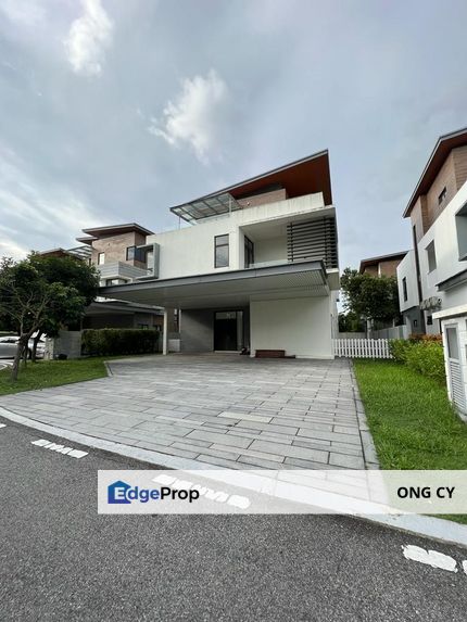 Below Cost! 6,116sqft Bungalow Gated & Guarded, Selangor, Kota Kemuning