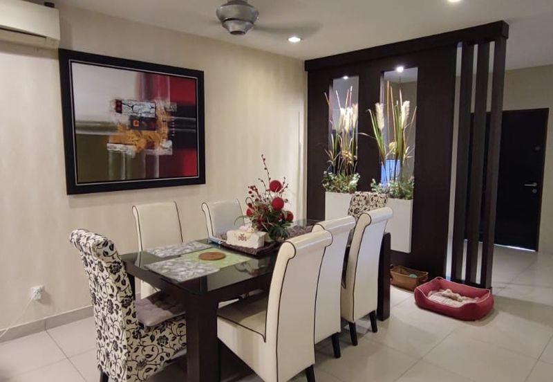 Great Buy! Fully Furnished Excellent Condition Superlink