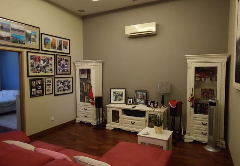 Great Buy! Fully Furnished Excellent Condition Superlink