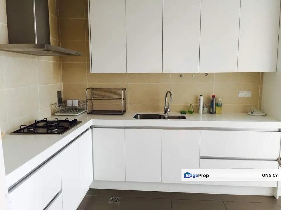 KLCC Fully Furnished Hi-floor 2,535sqft, Kuala Lumpur, KL City