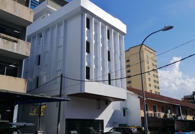 Corner Ground Floor Shoplot 2,400sqft