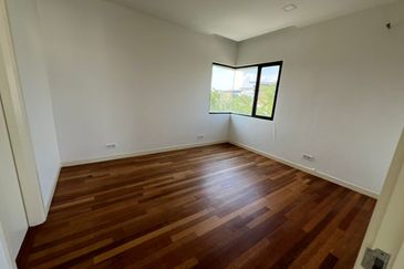 New Corner Bungalow with Facilities