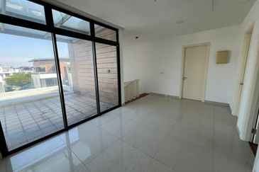 New Corner Bungalow with Facilities