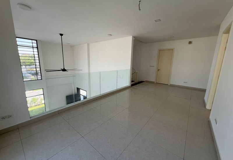 New Corner Bungalow with Facilities