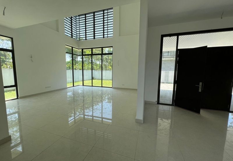 Quiet Corner Bungalow