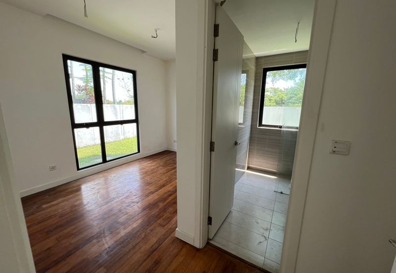 Quiet Corner Bungalow