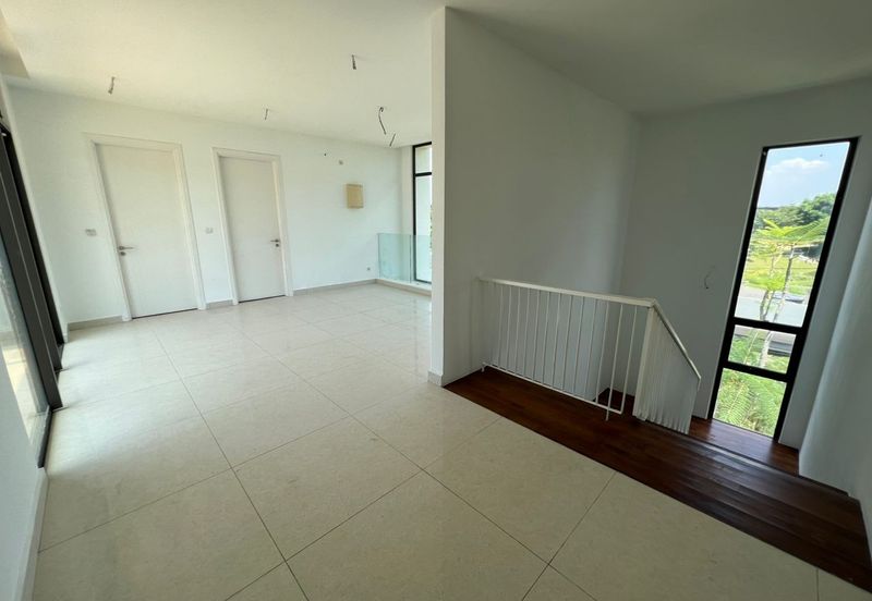 Quiet Corner Bungalow