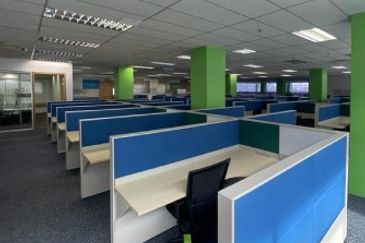 Fully Furnished with 350 Cubicles