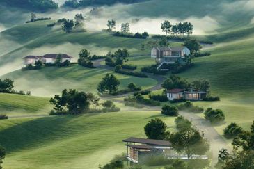 Prestigious Bungalow Lands from 45,000sqft