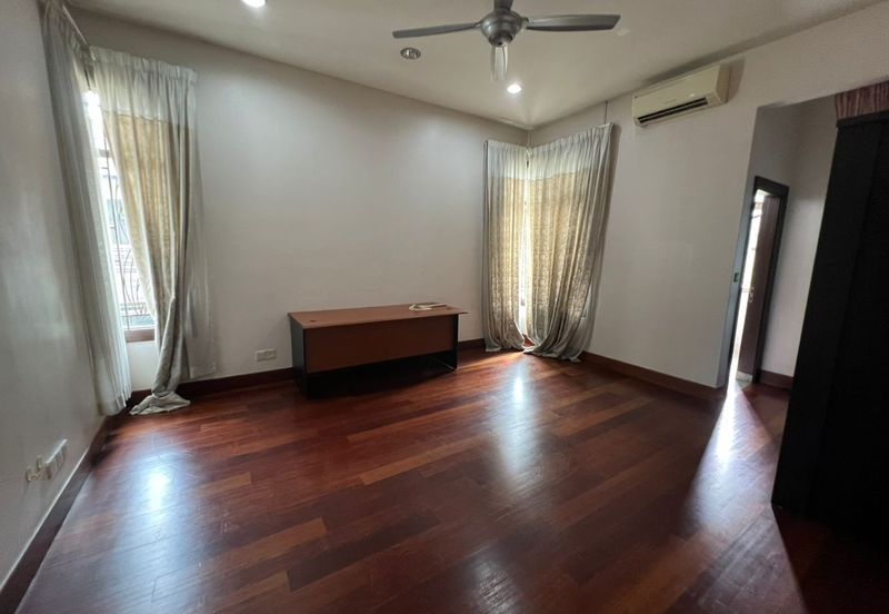 Glenmarie Residences