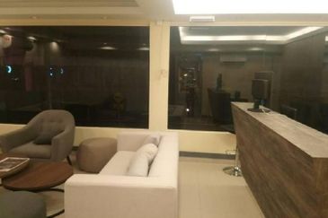 Budget Hotel 6 Stories 39rooms