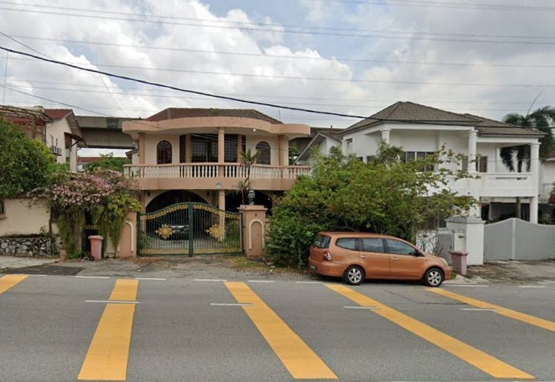 Showroom / Nursing Home / Office - Facing Busy Mainroad