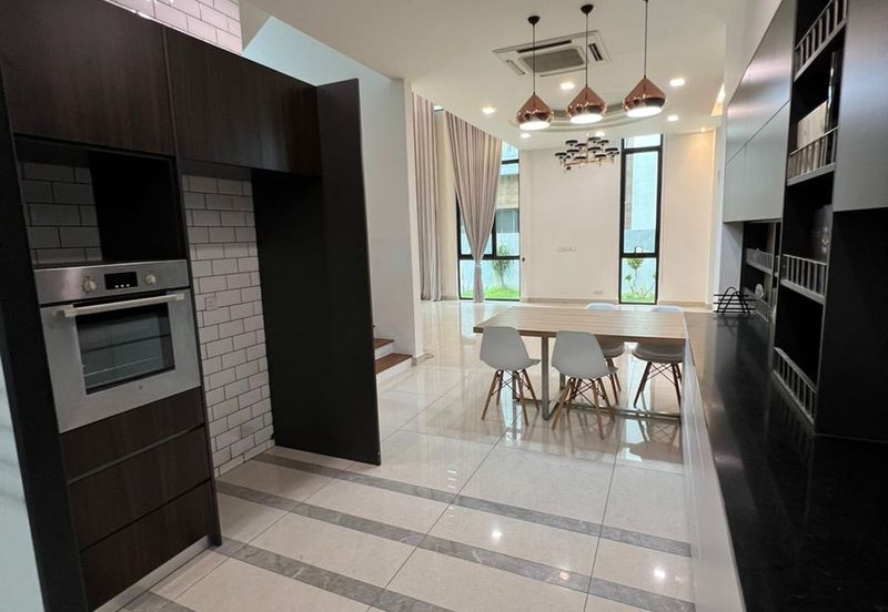 Bungalow Partially Furnished with Facilities