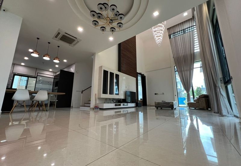 Bungalow Partially Furnished with Facilities