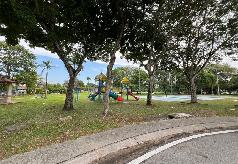 Kota Kemuning Terrace Near Park Great Neighbourhood