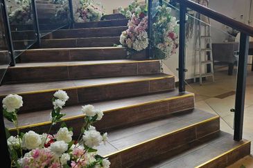 2 Stories New Building 40 car parks