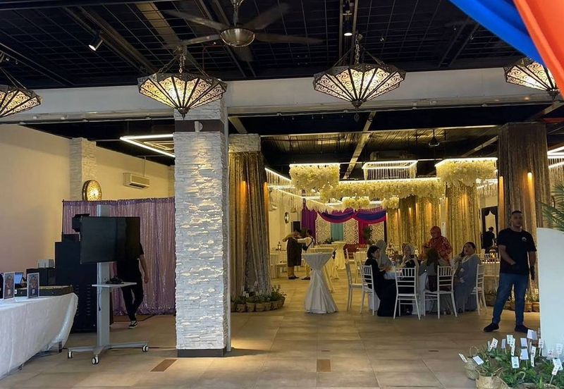 2 Stories New Building 40 car parks