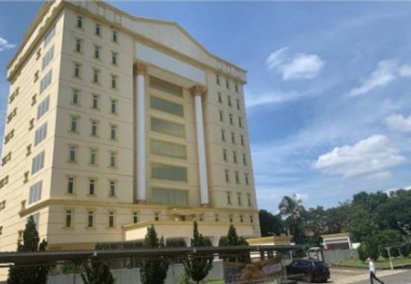 Taipan Business Centre, USJ 10