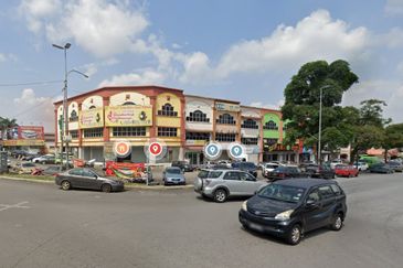 Pusat Perdagangan Seri Kembangan