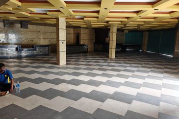 Pusat Perdagangan Seri Kembangan