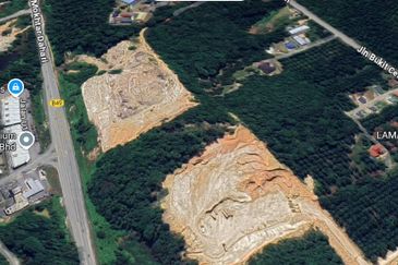 Jalan Bukit Cherakah