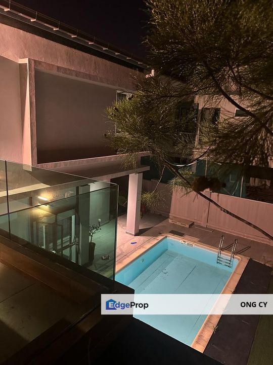 Parklands Bungalow with Private Pool, Selangor, Klang