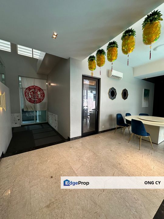 Parklands Bungalow with Private Pool, Selangor, Klang