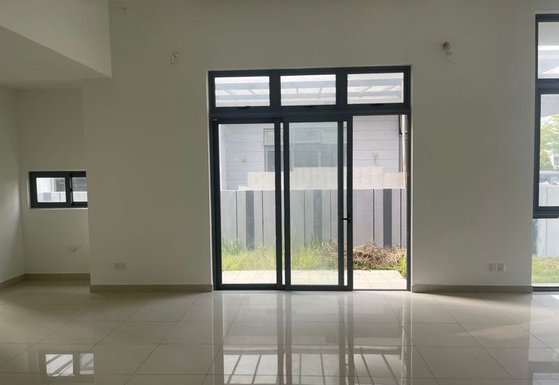 Broadleaf Residences, Hometree