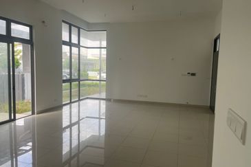 Broadleaf Residences, Hometree