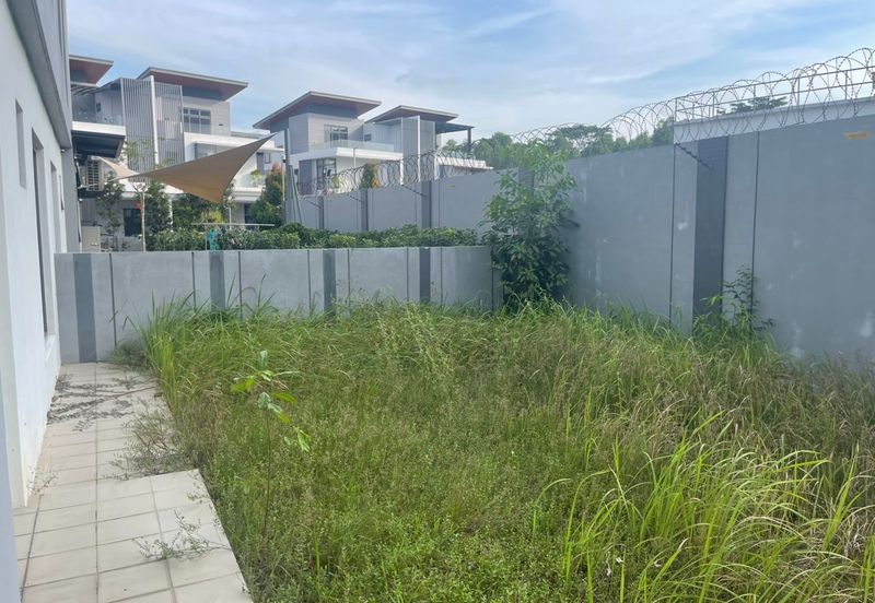 Broadleaf Residences, Hometree