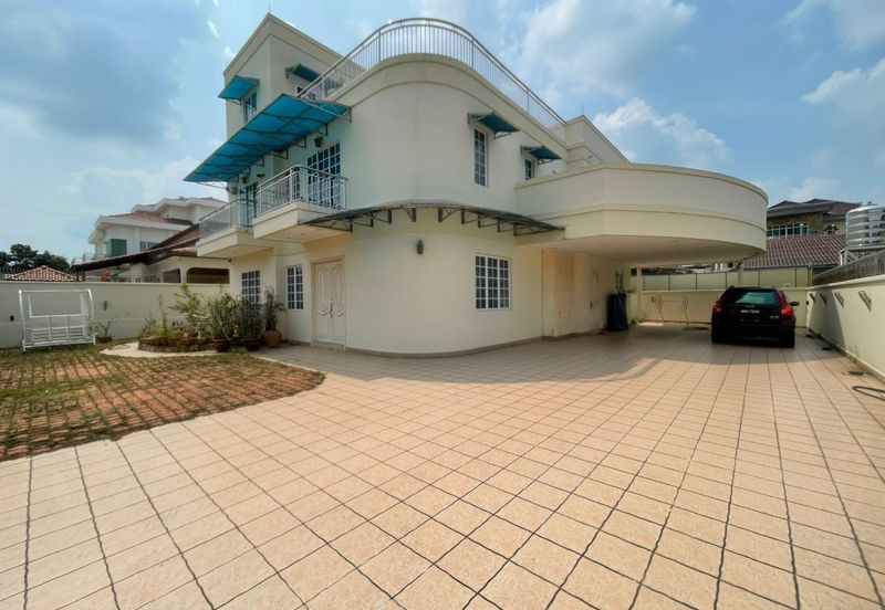 Jalan Terkis