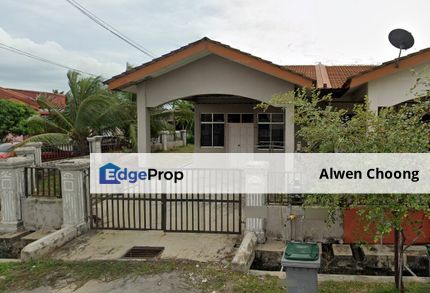 Bank Lelong Corner House, Merlimau: No. JB 7596, Jalan TSP 3E, Taman Seri Pertam, 77300 Merlimau, Melaka, Melaka, Merlimau