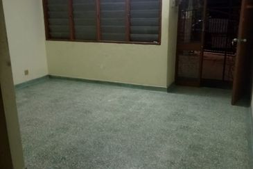 2 Storey House Taman Bukit Anggerik, Cheras