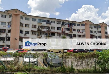 Strawberry Court Apartment, Bandar Tun Hussein Onn Cheras, Kuala Lumpur, Cheras