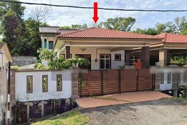 TAMAN BUKIT TERENDAK