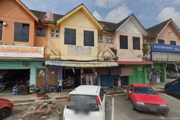 Bank Lelong ShopOffcie, Kuala Rompin: No. 53, Jalan Pasar, Bandar Baru, 26800, Kuala Rompin, Pahang