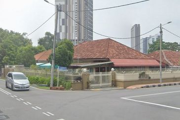 Bank Lelong Bungalow House, Melaka Tengah: No. 84, Jalan Durian Daun, 75400, Melaka, Melaka