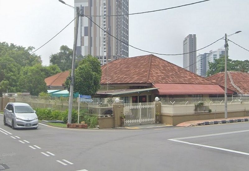 Bank Lelong Bungalow House, Melaka Tengah: No. 84, Jalan Durian Daun, 75400, Melaka, Melaka