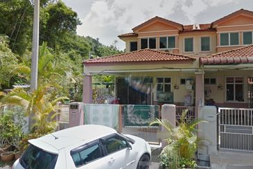 TAMAN ANGSANA (GERIK)