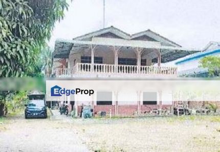 Bank Lelong Semi-D, Yong Peng: No. 1, Jalan Muar, 83700, Yong Peng, Johor, Johor, Yong Peng