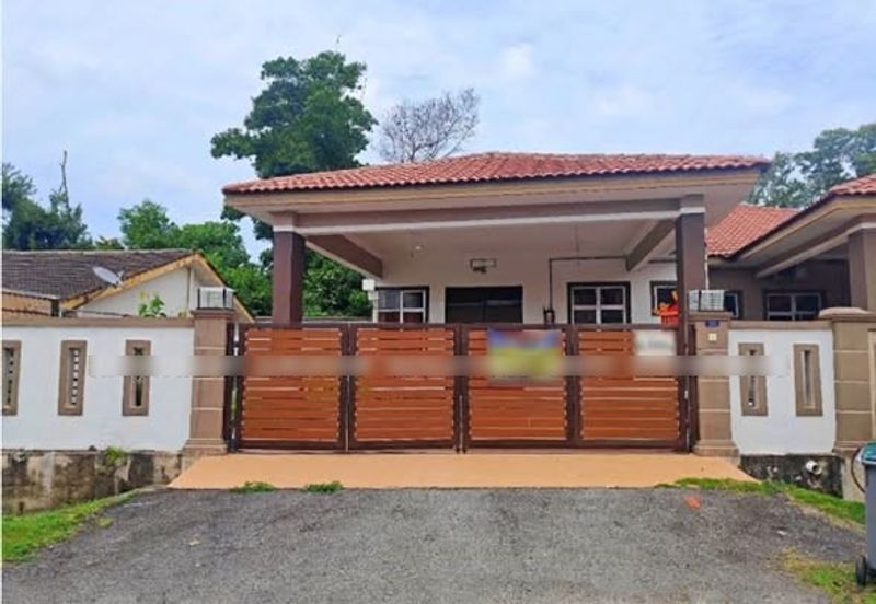 TAMAN BUKIT TERENDAK