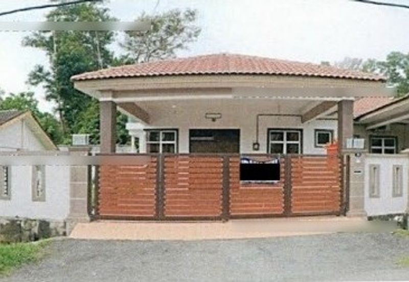 TAMAN BUKIT TERENDAK