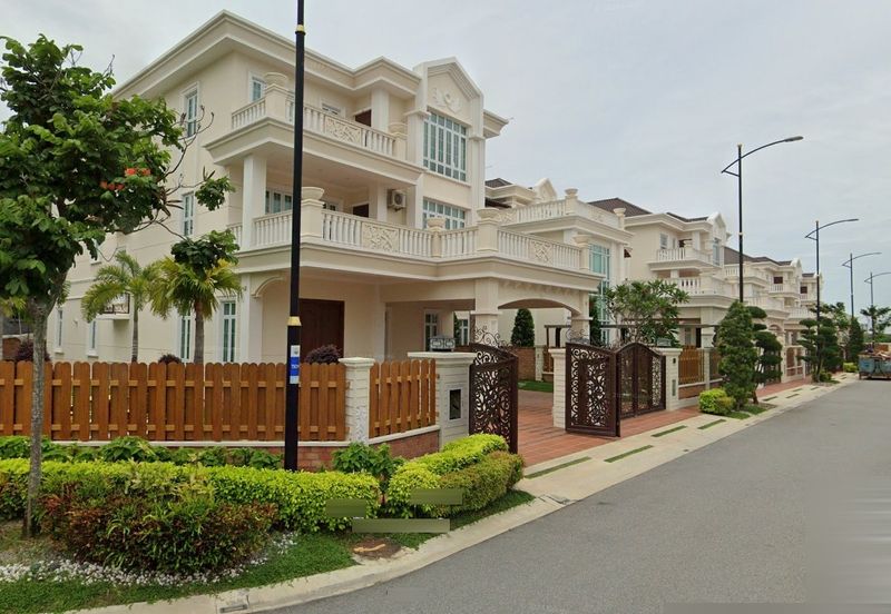 Straits Courtyard Residences