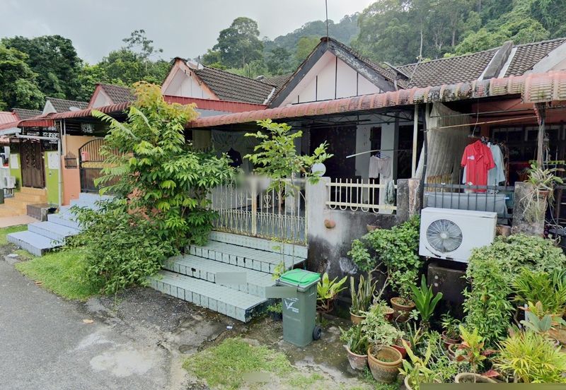 Bank Lelong Terrace House, Langkawi: No. 121, Taman Delima, 07000, Langkawi, Kedah