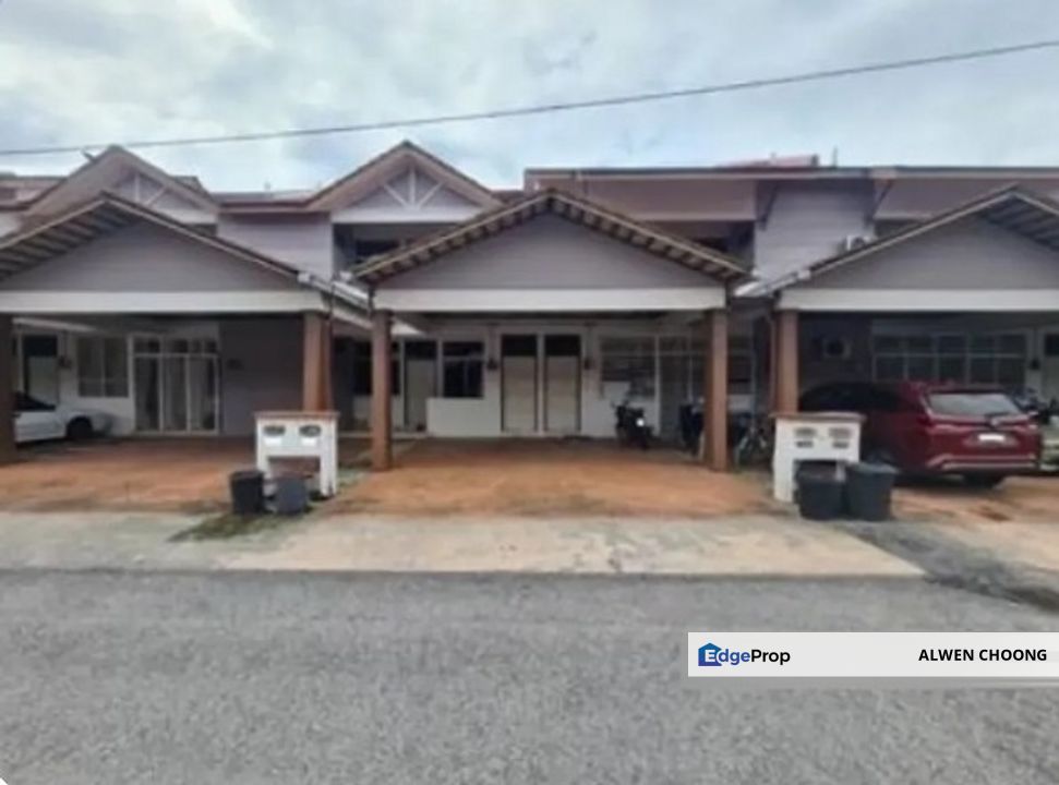 Bank Lelong Townhouse, Kepala Batas: No. B-1-09, Lorong Indera Putera 4, Kondo Villa Putera, 13200 Kepala Batas, Penang, Penang, Kepala Batas