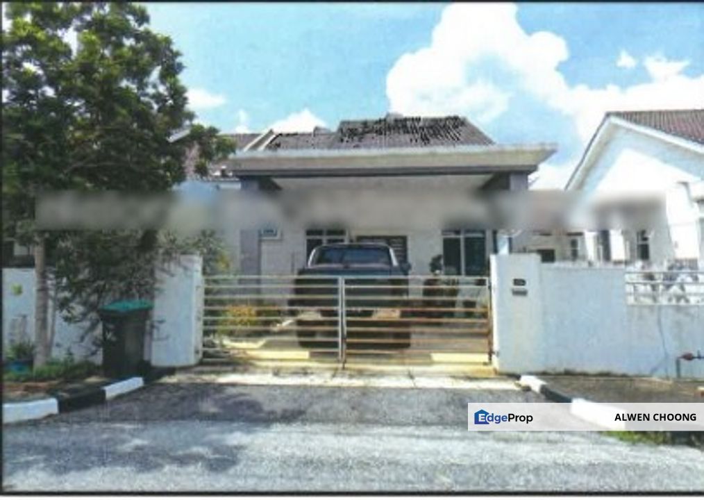 Bank Lelong Semi-D House, Lunas: No. 1154, Lorong Permata 5/3, Bandar Permata Lunas, 09600, Lunas, Kedah, Kedah, Kulim