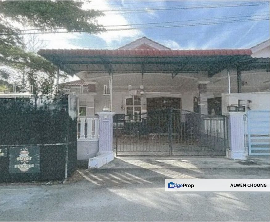 Bank Lelong Semi-D House, Muar: No. 16, Jalan Cempaka Sari, Taman Seri Cempaka, 84000 Muar, Johor, Johor, Muar