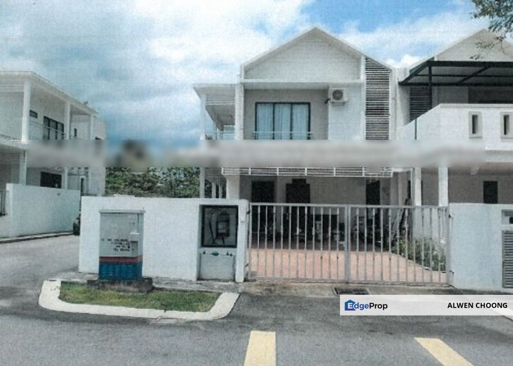 Bank Lelong End Lot House, Raub: No. 208, Jalan Colonial 6, Taman Colonial, 27600 Raub, Pahang, Pahang, Raub